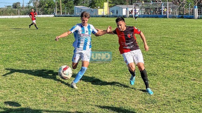 Belgrano enfrentó a Palermo en el Estadio Mondonguero.