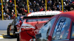 El Súper TC2000 comienza a rugir en las calles santafesinas