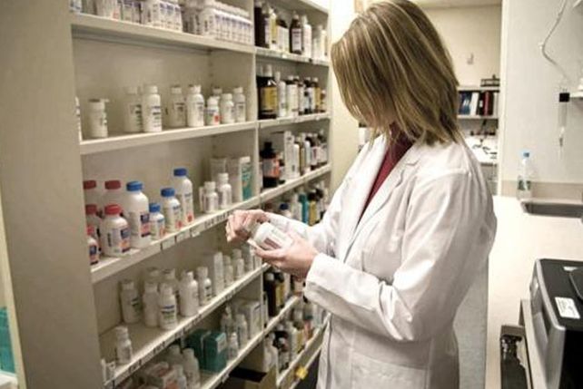 El Gobierno negó que falten insumos para el sistema de salud