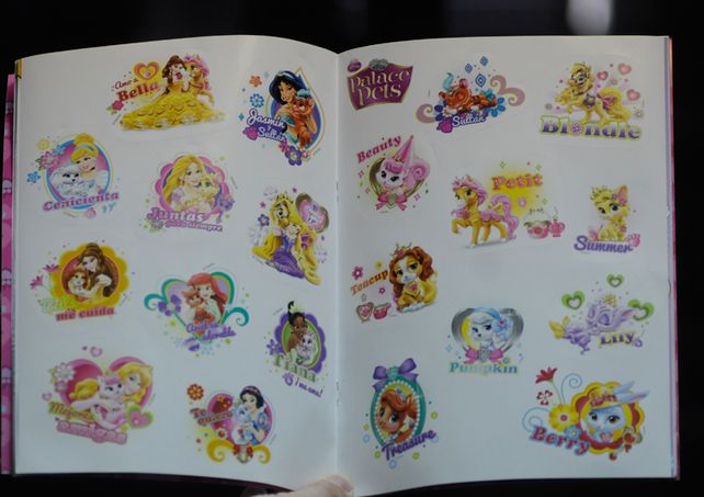 Este domingo opcional, pedí la revista Palace Pets de Disney
