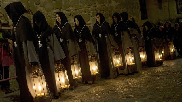 Imágenes de la procesión de Semana Santa alrededor del mundo