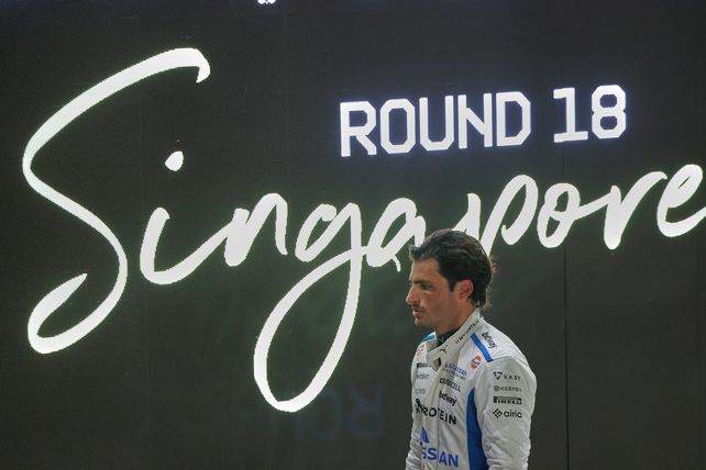 El piloto de Williams tuvo un gran domingo en Singapur, pero la F1 no mostró sus adelantamientos.