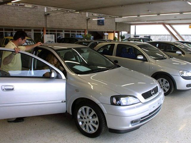 Kicillof rechazó la crisis automotriz y el boicot al ProCreAuto