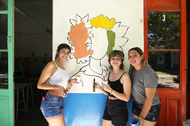 Las chicas de la escuela técnica de Pasco al 400