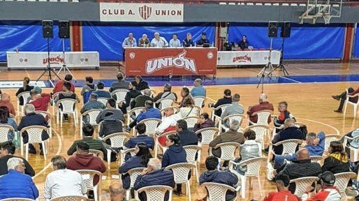 Los motivos por los cuales la oposición rechazó los balances de Unión