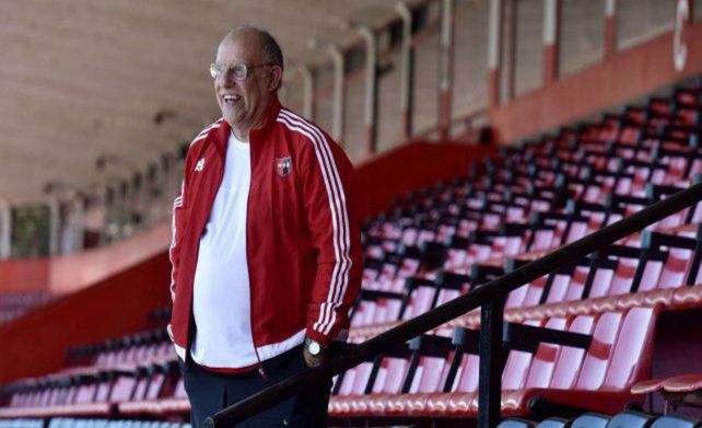 Reapareció. Eduardo Bermúdez bancó al técnico Frank Kudelka.&nbsp;