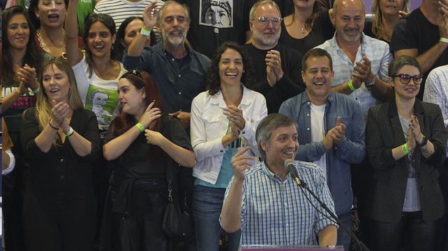 El diputado nacional de Unión por la Patria (UxP)&nbsp;Máximo Kirchner&nbsp;le respondió al vocero presidencial&nbsp;Manuel Adorni