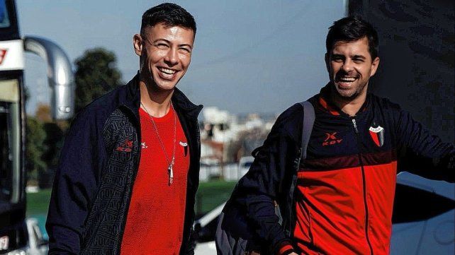 El plantel de Colón viajará primero en micro y luego en avión con destino a Madryn.