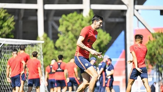 San Lorenzo, con los 11 definidos para recibir a Colón