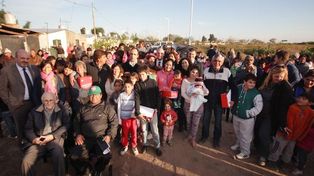Ya se entregaron 28 nuevas viviendas en la Costanera de la Reserva Urbana del Oeste