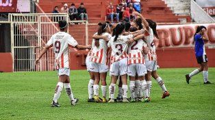 Las chicas de Unión aplastaron a San Martín (B) y siguen imparables en la Primera C