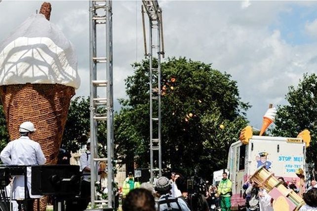 El cucurucho más grande del mundo tiene 4 metros