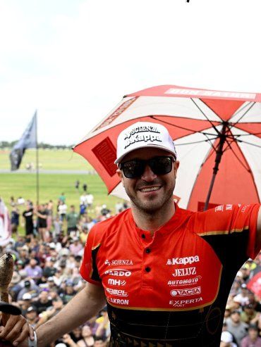 Canapino festejó su flamante título con su 6ª victoria del año