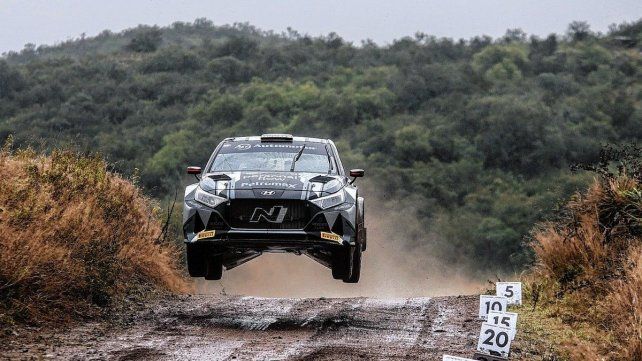 El Rally Sudamericano en Jesús María lo lidera un paraguayo