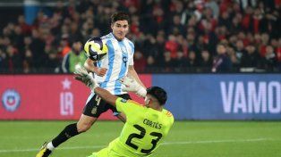 Argentina le ganó a Chile con lo justo y con sufrimiento sobre el final