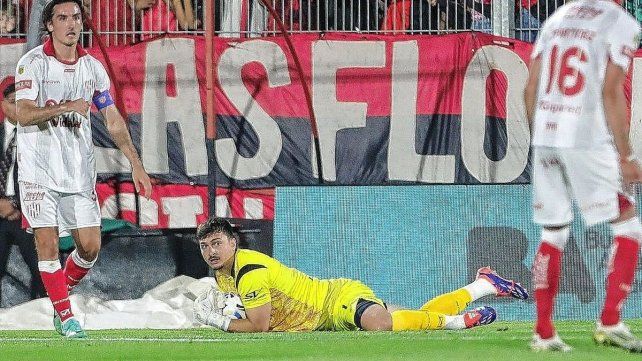 Tagliamonte ya lleva seis vallas invictas en Unión y mete presión para quedarse