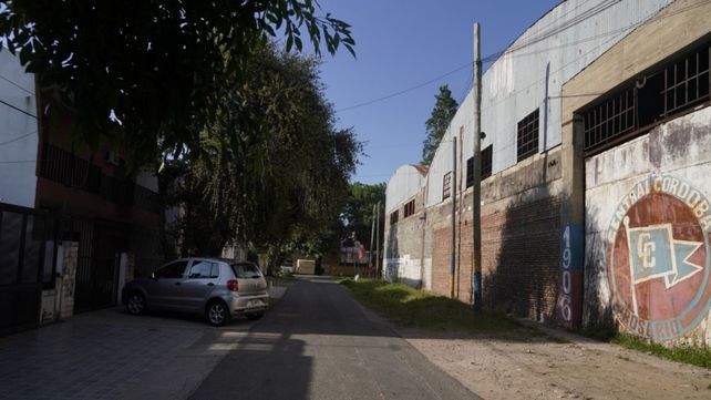 Pasaje Del Campo al 5000 A (paralelo a Corrientes)