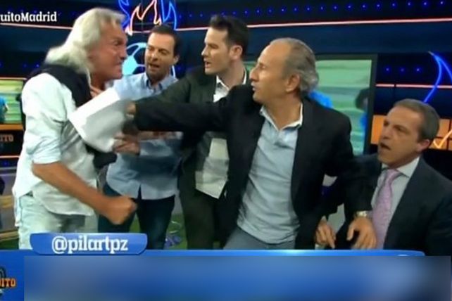 Gatti perdió la cabeza durante un debate en la televisión española y quiso agredir a un panelista.