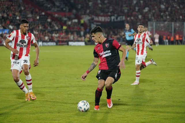 Newells cayó sin atenuantes en el Coloso ante Instituto y  se fue silbado