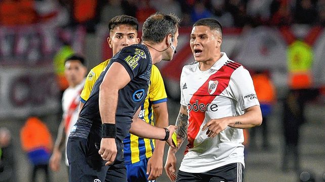 Tres fechas de suspensión a Juan Fernando Quintero.