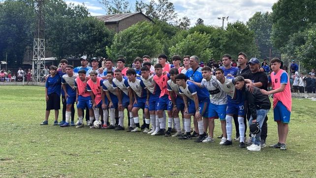 Plantel completo de Mitre de Pérez