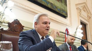 La llave del consenso le permitió al socialista seguir comandando Diputadas y Diputados.