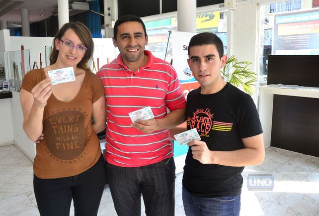 Juge&nbsp;Cavenaghi y su familia buscaron las entradas para la Más Popular. Foto UNO Mateo Oviedo. &nbsp;