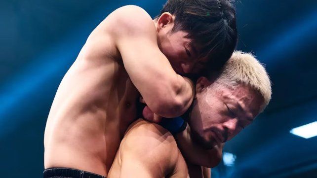 La maniobra en la pelea de MMA desató la polémica en las redes sociales.
