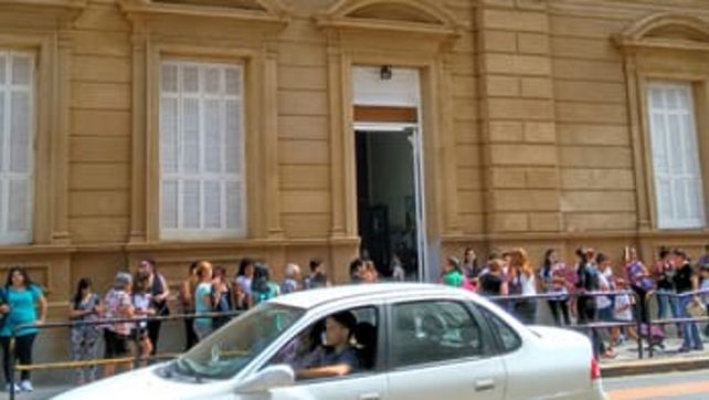 Hoy comienzan las clases en las escuelas públicas y privadas de la ciudad