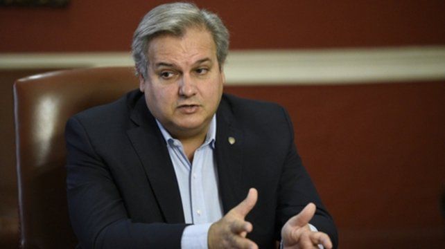 Far&iacute;as, titular de Diputadas y Diputados de Santa Fe.