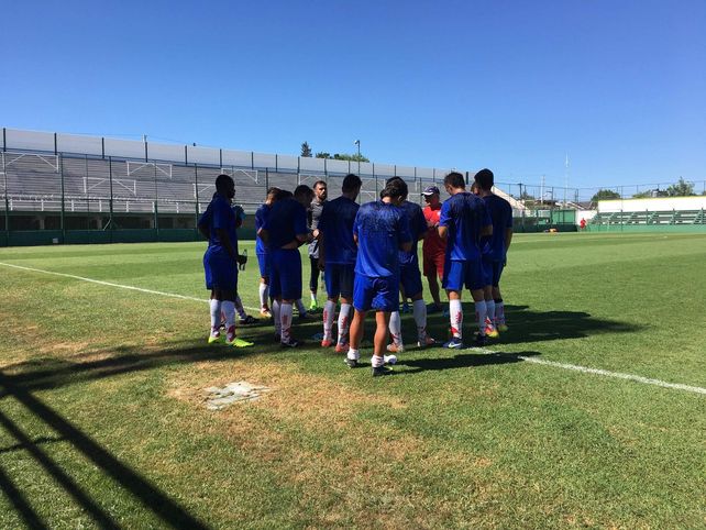 No cerramos puertas en ninguna línea