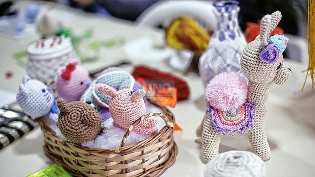 En Patry-Lan hace más de 20 años que se dictan cursos y hay una larga lista de espera. Macramé&nbsp; y bordado