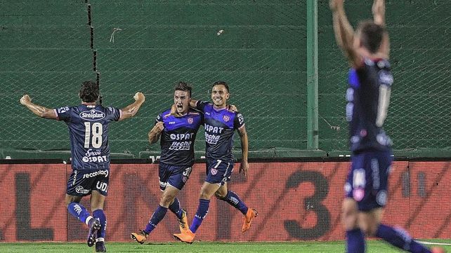 ¿Cómo le fue a Unión visitando a Banfield?