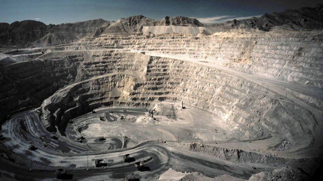 El Gobierno eliminó las retenciones a la minería. El Ejecutivo dijo que esta medida no afectará significativamente la recaudación tributaria ni el equilibrio fiscal.