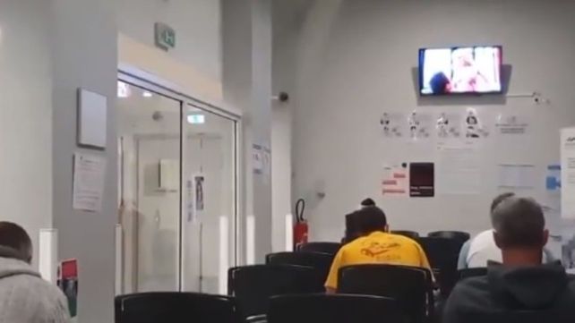 La insólita situación quedó registrada en video y fue subida a Twitter.