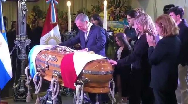 Emotiva ceremonia de despedida a José Manuel de la Sota