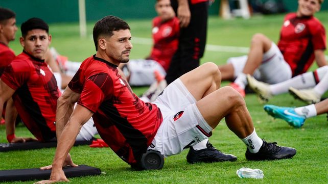 Juanchón García cumplió la fecha de suspensión y formará parte del plantel de Newells.