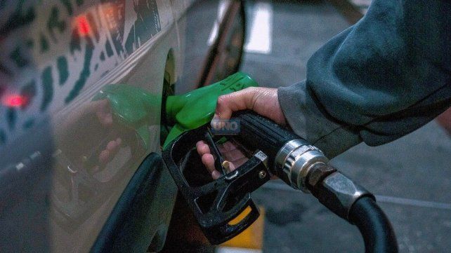 Las billeteras virtuales desplazan a las tarjetas en las estaciones de servicio.