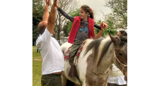 Va al galope el sueño de que más gente acceda a la equinoterapia