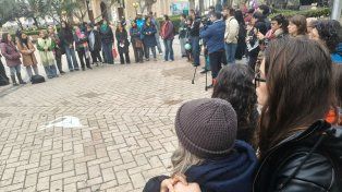 Tras otro femicidio, en plaza 25 de Mayo reclamaron la emergencia nacional y provincial