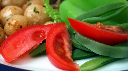 Para comer sano, una familia tipo gasta casi 1.600 pesos por mes