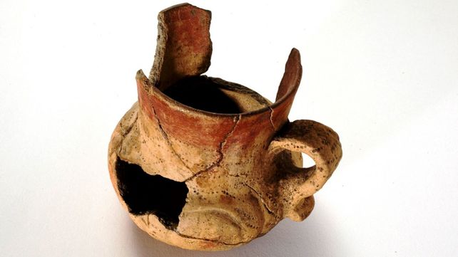 Una jarra de cerámica es el objeto del mes en el Museo Etnográfico