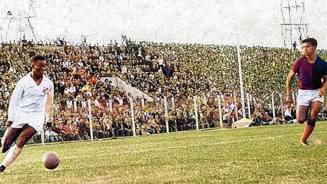 Se cumplen 61 años del triunfo de Colón ante el Santos de Pelé Se cumplen 61 años del triunfo de Colón ante el Santos de Pelé
