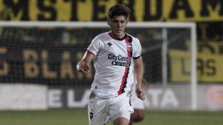 El patrón. Franco Díaz llegó y mostró autoridad en el mediocampo de Newells.