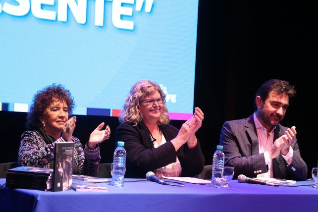 Decir Presente, el libro que refleja el resultado del Vuelvo a Estudiar