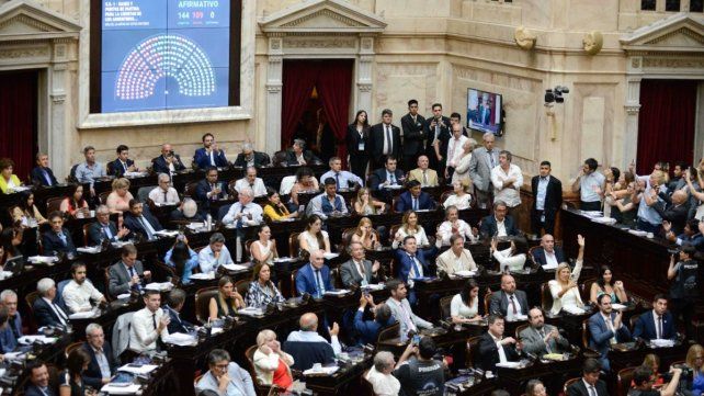 Cómo fue la votación en general de la Ley Ómnibus