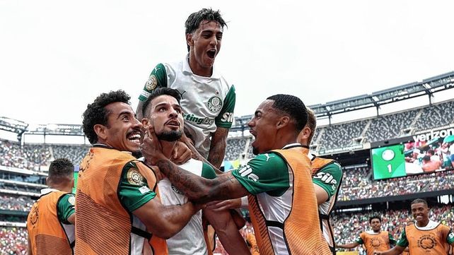 Palmeiras enfrenta a Chelsea buscando las semifinales del Mundial de Clubes. Palmeiras enfrenta a Chelsea buscando las semifinales del Mundial de Clubes.
