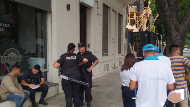 Un obrero herido tras el derrumbe de una medianera de una obra en construcción