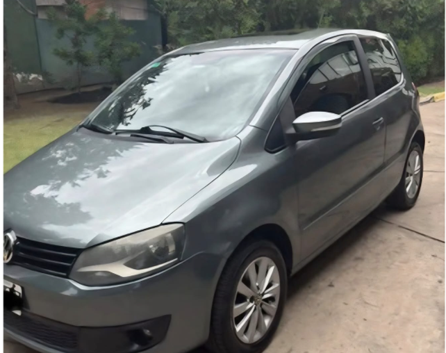 Le robaron el auto que había dejado estacionado por una falla mecánica en el oeste de la ciudad