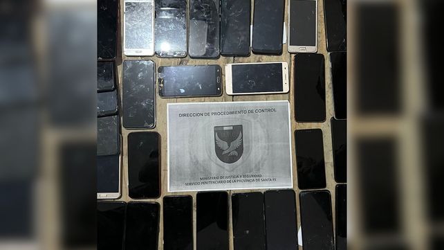 Otra vez incautaron 26 teléfonos celulares en una requisa en la cárcel de Coronda